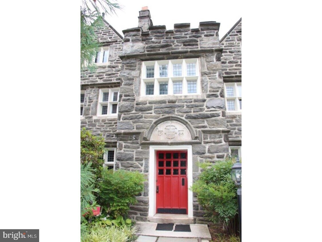 Primary Photo - 404 W Levering Mill Rd