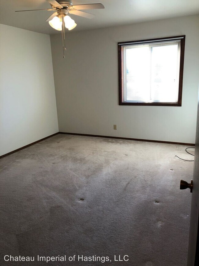 Foto del edificio - 3310-3320 Parklane Dr
