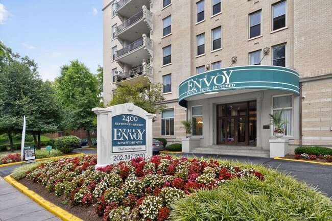 Building Photo - The Envoy