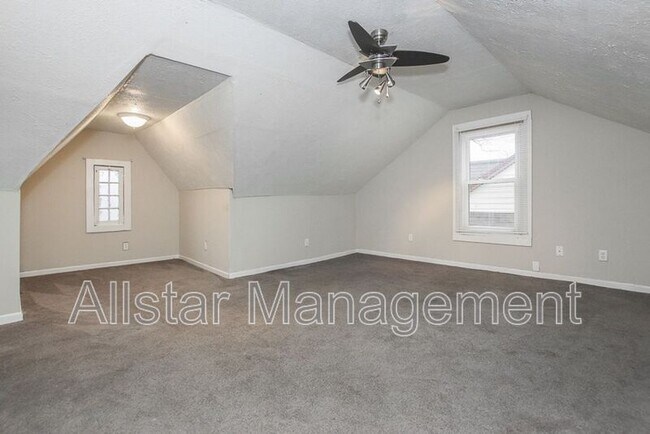 Building Photo - 3780 Lowell Rd