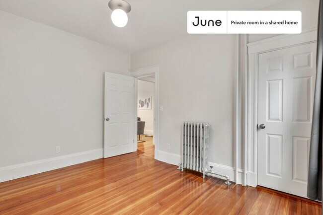 Foto del edificio - Room in Shared 4 bed/2 bath home