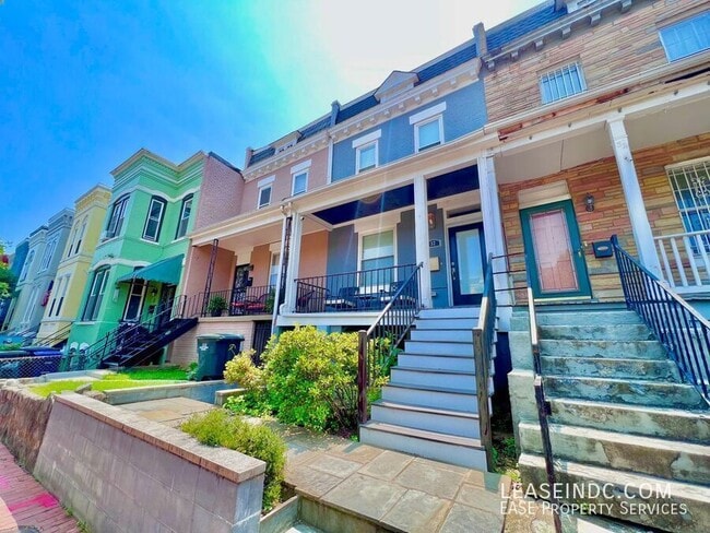 32 N Street NW- - 32 N Street NW- House