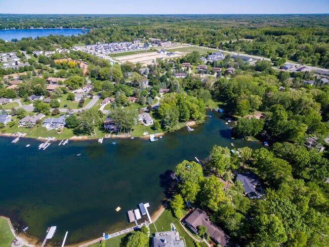 Foto del edificio - 6542 Bella Vista Dr NE