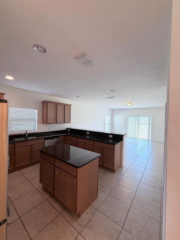 Foto del edificio - 1801 Centennial Ave