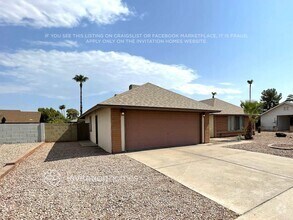 Building Photo - 1534 W Nopal Ave