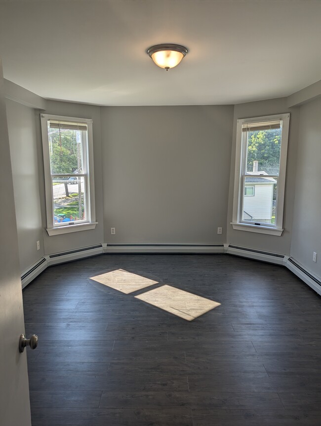 West Facing Master Bedroom - 124 Main Street