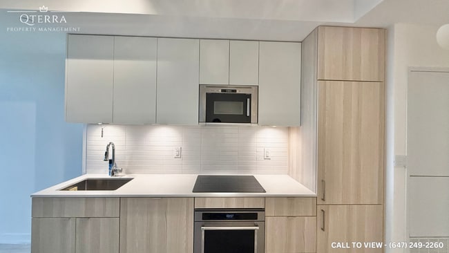 Building Photo - 220 Missinnihe Way