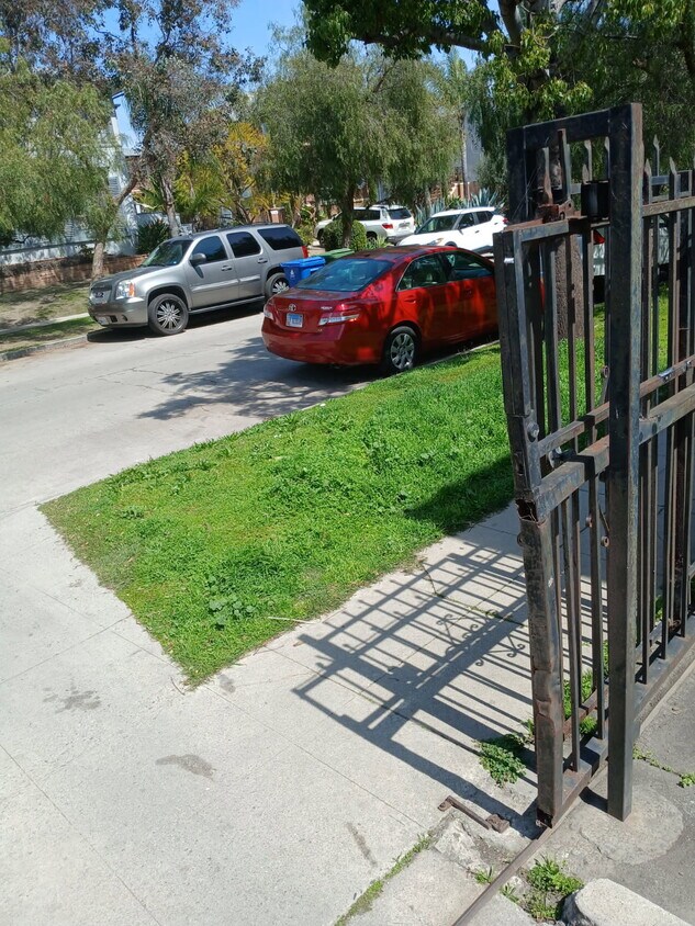 Primary Photo - 5074 W 20th St
