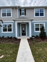 Building Photo - 9872 Walkway Dr