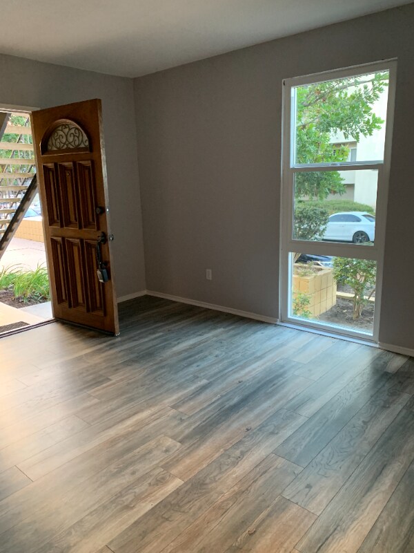 Foto principal - 20704 Osage Ave