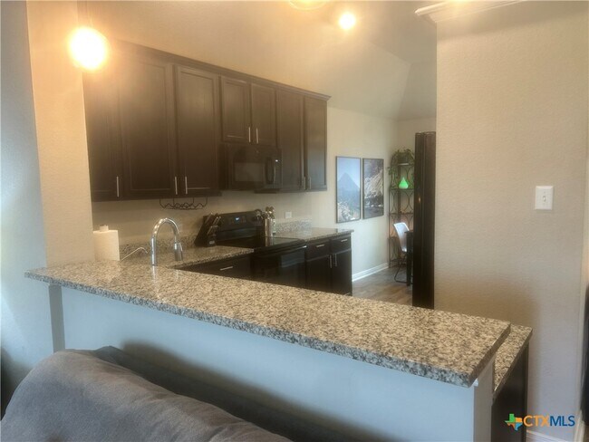 Foto del edificio - 3514 Addison St