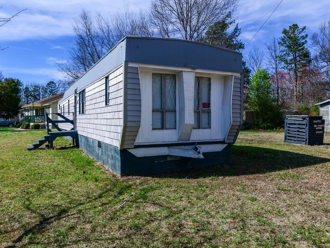 Foto del edificio - 3932 Oakwood Cir