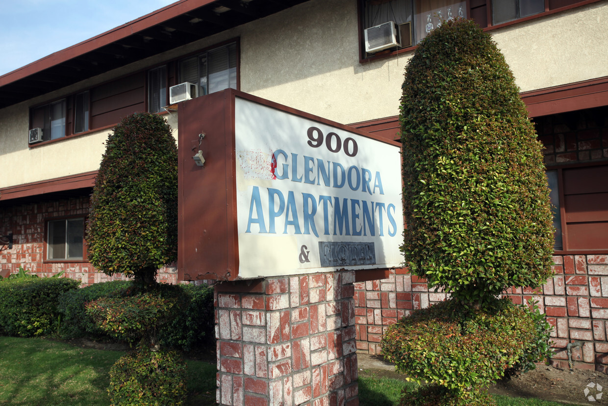 Building Photo - Glendora Apartments