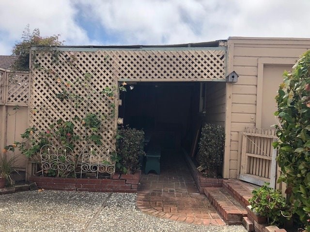 Building Photo - Great 3 Bedroom 2 Bath House in Old Town M...
