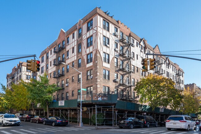 Building Photo - Brady Court