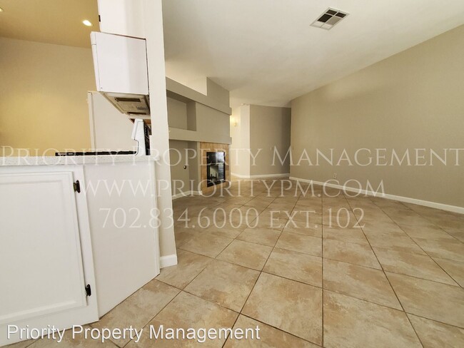 Foto del edificio - 4 br, 2 bath House - 9413 Crown Vista Ln