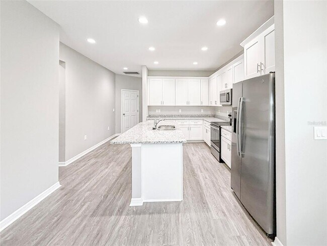 Building Photo - 3376 Cup Dr