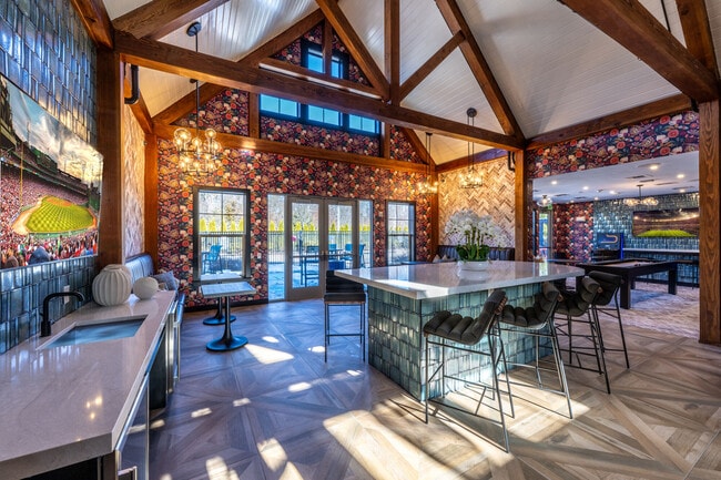 Building Photo - Halstead Franklin