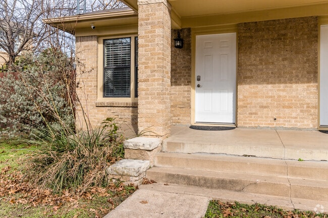 Building Photo - 108 South Henderson Avenue