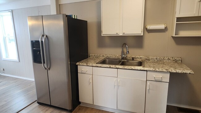 Foto del edificio - 1608-1608 1/2 Avenue B