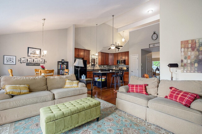 Building Photo - 6275 Schuss Crossing