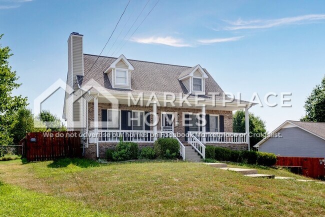 Foto del edificio - 416 Sandburg Dr