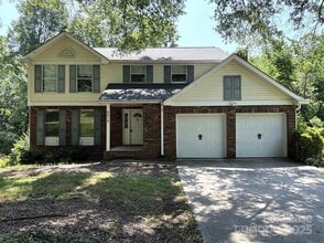 Building Photo - 6616 Wannamaker Ln