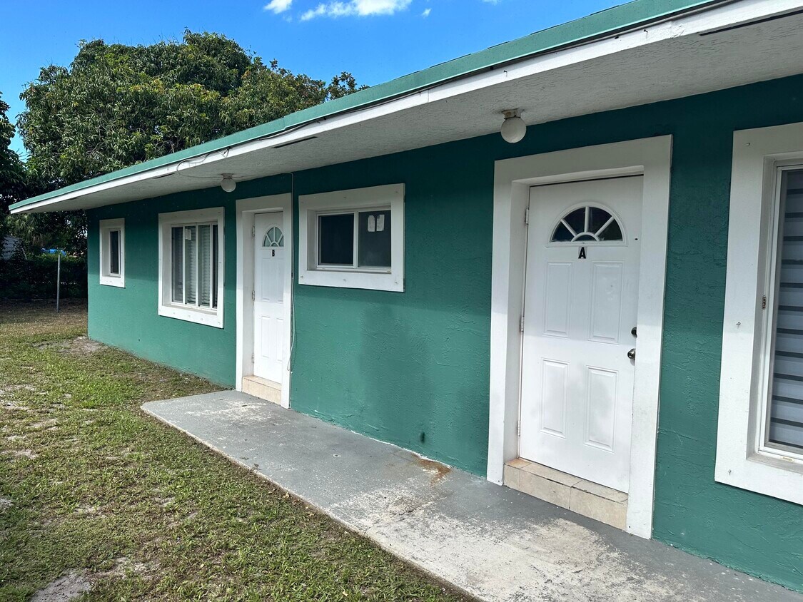 Foto principal - 1606 Ave K