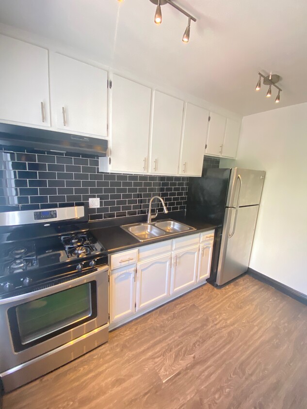 Foto principal - 5119 Fountain Ave