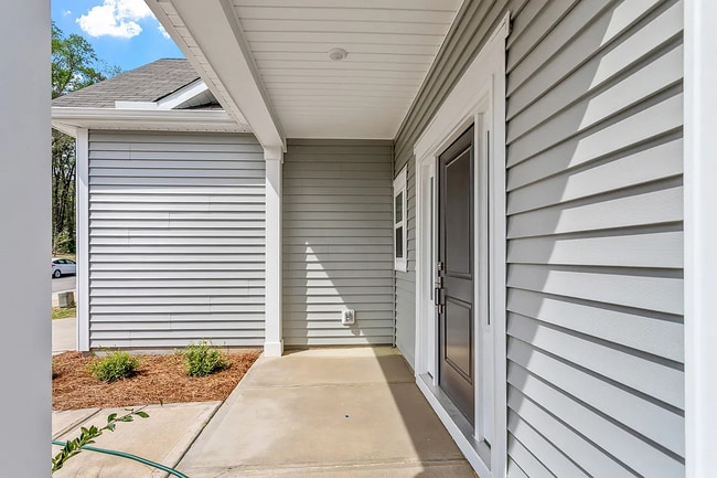 Building Photo - 209 Meadowbark Bnd