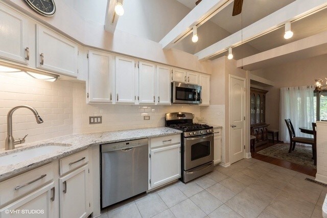Foto del edificio - 875 S Dwyer Ave