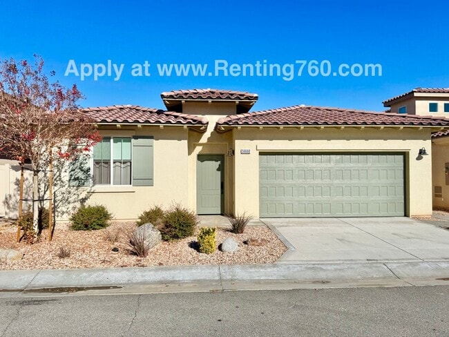 Foto del edificio - Picturesque Home In 55+ Desert Vista Community!