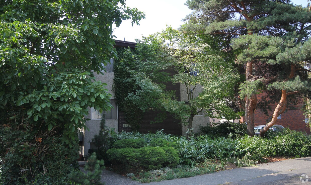 Foto del edificio - 5127 24th Ave NE