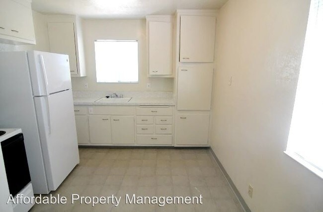 Building Photo - 2 br, 1 bath House - 1705 164th Avenue