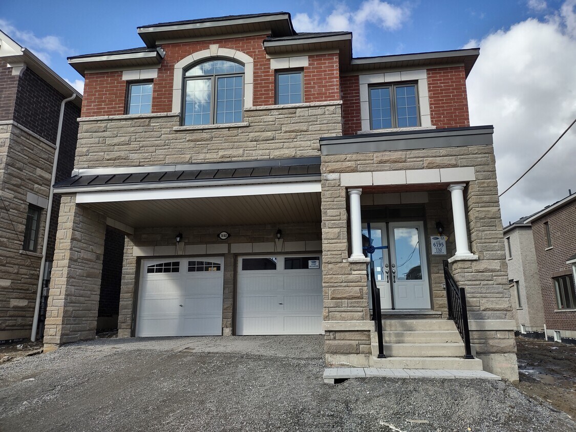 1440 Waterthrush Ln, Pickering, ON L1X 0M9 House for Rent in Pickering, ON