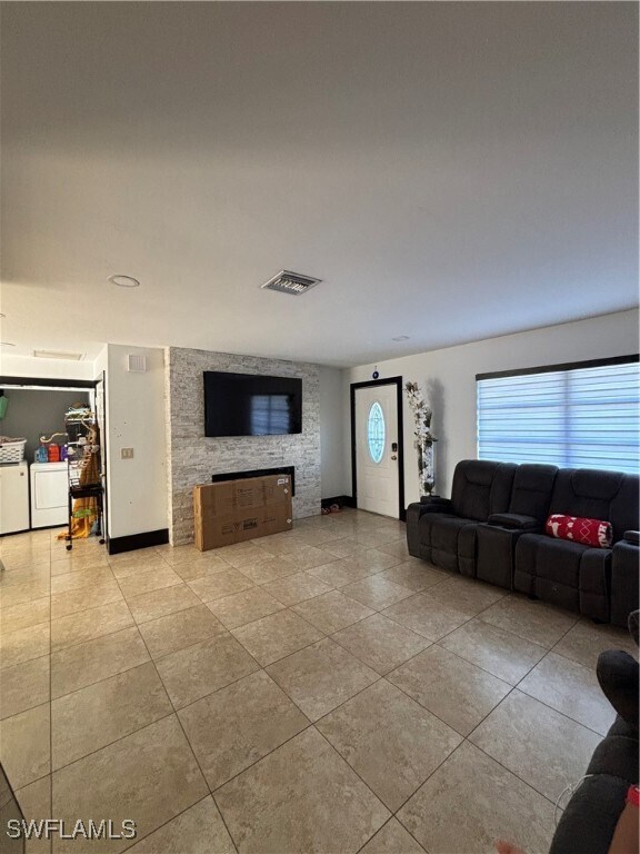 Building Photo - 1715 50th Terrace SW