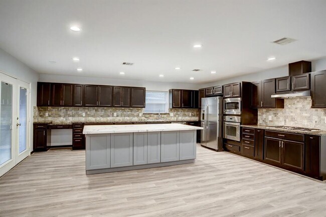 Foto del edificio - 5307 Jason St