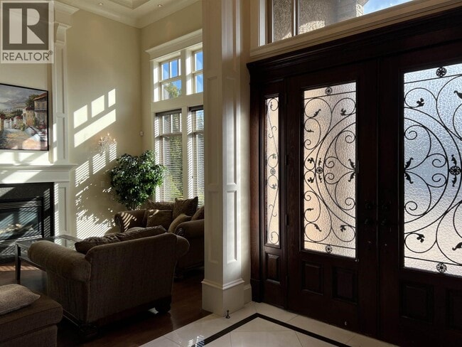 Photo du bâtiment - 5191 Calderwood Crescent