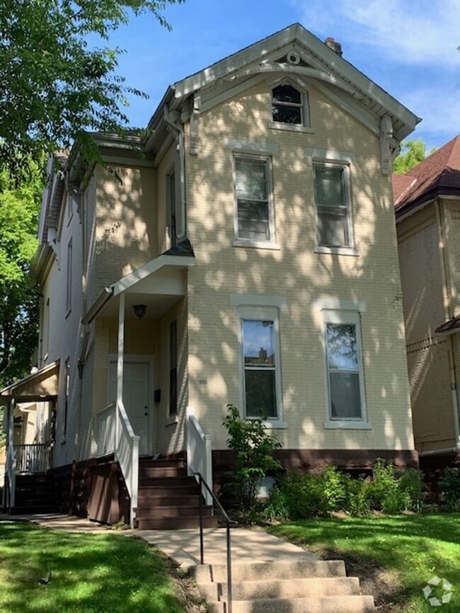 Building Photo - 1665 N Humboldt Ave