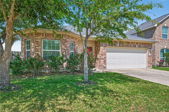 Foto del edificio - 24634 Lakecrest Creek Dr