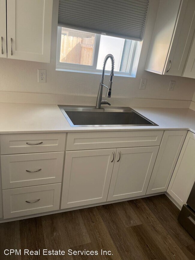 Foto del edificio - 2 br, 1.5 bath House - 168 N Ridge Terrace