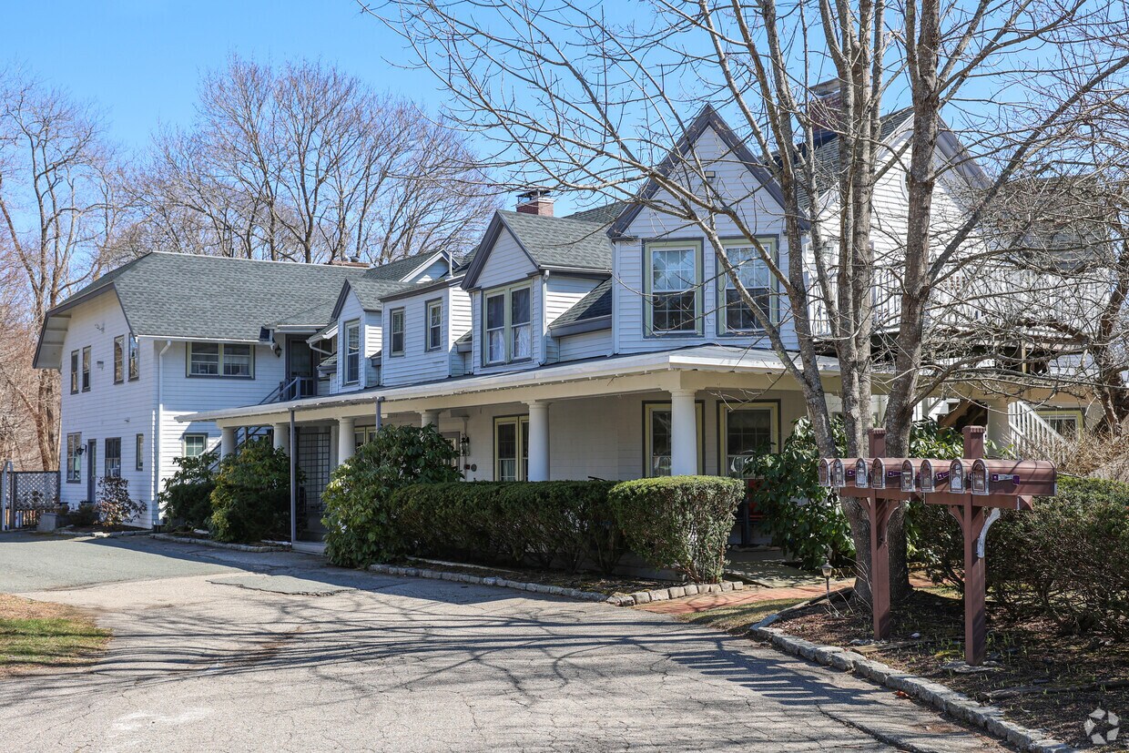 Foto principal - 807 Summer St