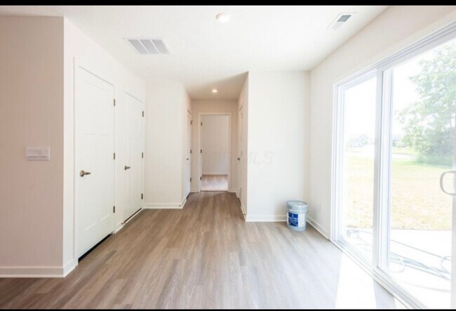 Foto del edificio - 20 Hemingway Ave