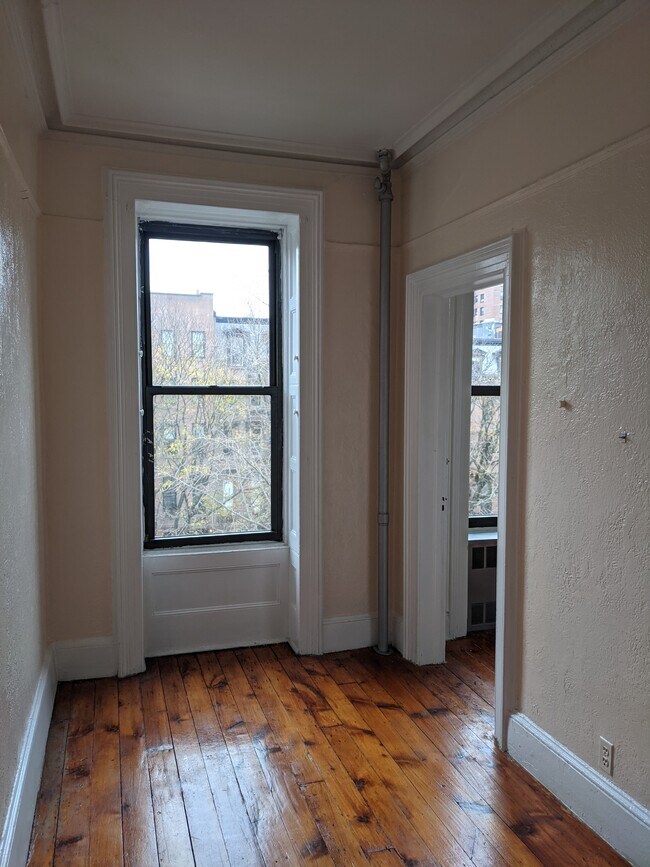 Media habitación/oficina - 249 Washington Ave