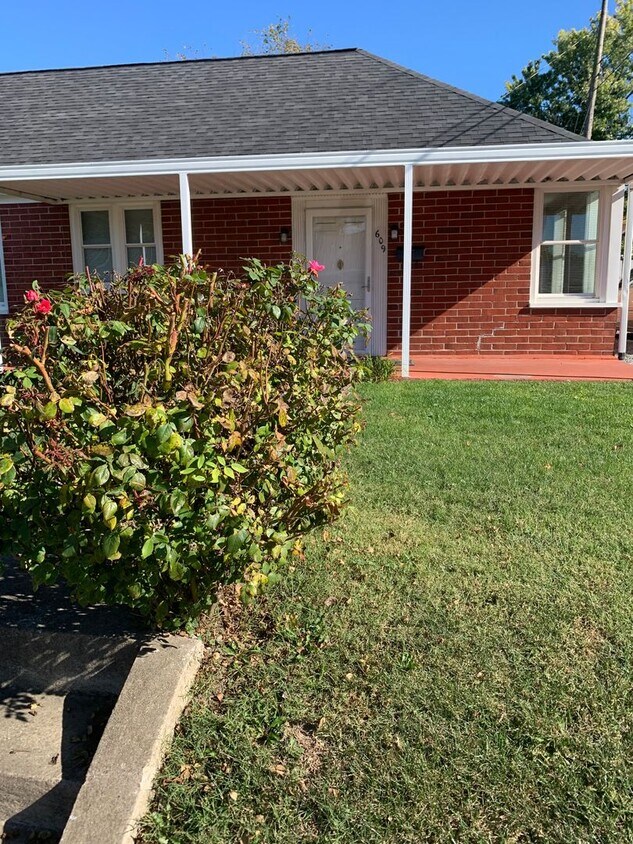 609 Clinchfield St, Kingsport, TN 37660 House Rental in Kingsport, TN