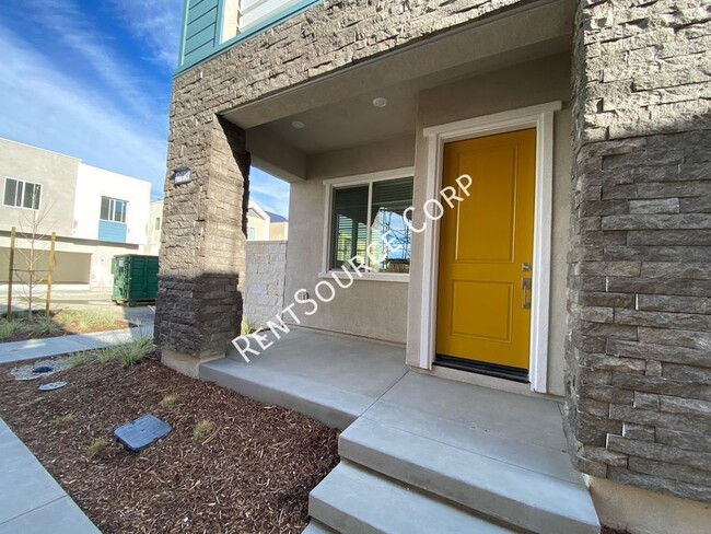 Building Photo - New Construction 2022!  4 bedroom (2 beds ...