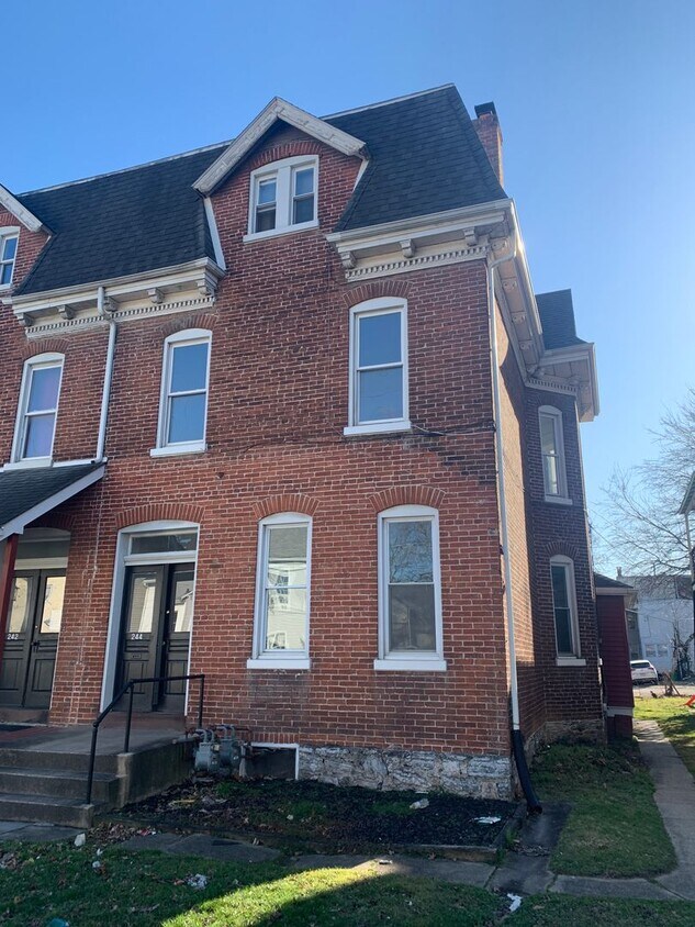 Foto principal - 1st Floor Apt. on the Avenues-Parking York...