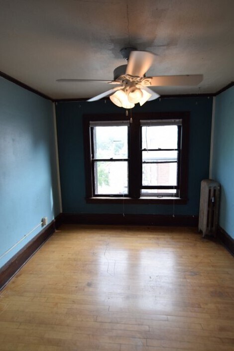 Foto del edificio - 449 W Main St