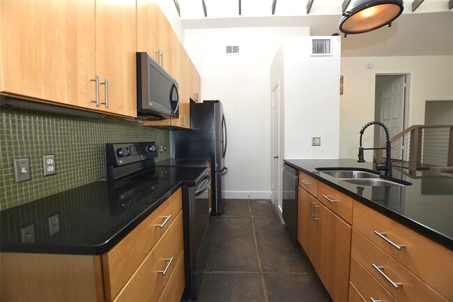 Foto del edificio - 2202 Trailside Dr