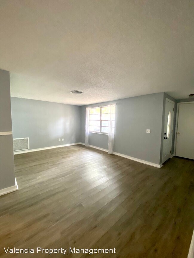 Building Photo - 3 br, 2 bath House - 6310 Seabreeze Dr.